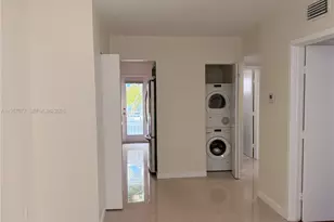 10001 W Bay Harbor Dr, Bay Harbor Islands, FL 33154 - Photo 7