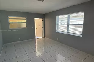 1301 N 12th Ct, Hollywood, FL 33019 - Photo 33