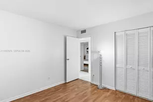 5020 SW 40th Ave, Fort Lauderdale, FL 33314 - Photo 11