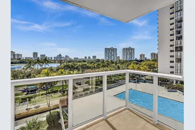 3675 N Country Club Dr #609, Aventura, FL 33180 - Photo 17
