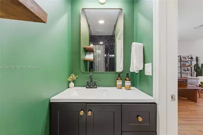 11456 W 33rd Way, Hialeah, FL 33018 - Photo 23