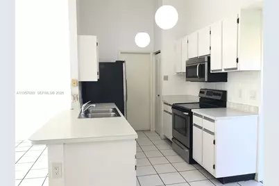 719 SE 3rd Ave #719, Dania Beach, FL 33004 - Photo 9