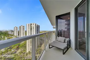 20281 E Country Club Dr, Aventura, FL 33180 - Photo 51