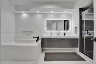 20281 E Country Club Dr, Aventura, FL 33180 - Photo 39