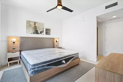 159 NE 6th St #2707, Miami, FL 33132 - Photo 7