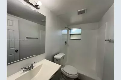 1409 N Dixie Hwy #1, Fort Lauderdale, FL 33304 - Photo 13