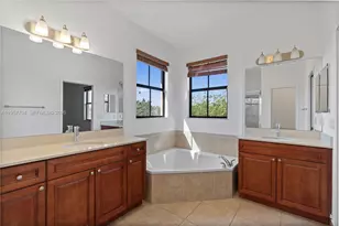 5701 NW 47th Ave, Tamarac, FL 33319 - Photo 23