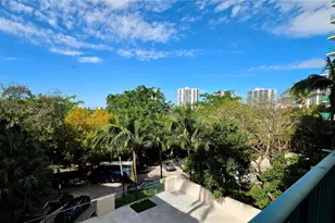 20000 E Country Club Dr, Aventura, FL 33180 - Photo 11