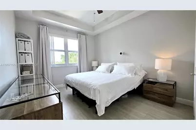 20000 E Country Club Dr #402, Aventura, FL 33180 - Photo 13