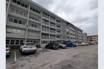 330 SE 2nd St #102E, Hallandale Beach, FL 33009 - Photo 23