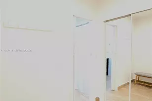 330 SE 2nd St, Hallandale Beach, FL 33009 - Photo 15