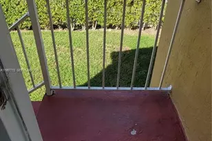 15650 SW 80th St, Miami, FL 33193 - Photo 5