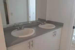 1975 NE 135th St, North Miami, FL 33181 - Photo 17