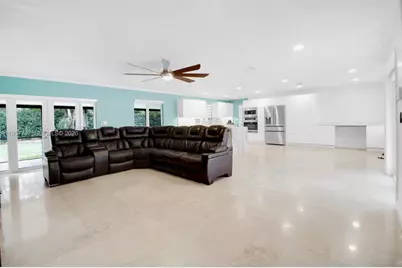 19520 SW 307th St, Homestead, FL 33030 - Photo 13