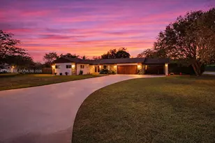 19520 SW 307th St, Homestead, FL 33030 - Photo 1