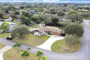 19520 SW 307th St, Homestead, FL 33030 - Photo 9