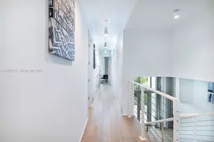 335 W 46th St, Miami Beach, FL 33140 - Photo 19