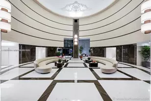 300 South Pointe Dr, Miami Beach, FL 33139 - Photo 29