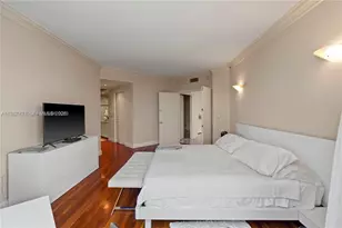 300 South Pointe Dr, Miami Beach, FL 33139 - Photo 41