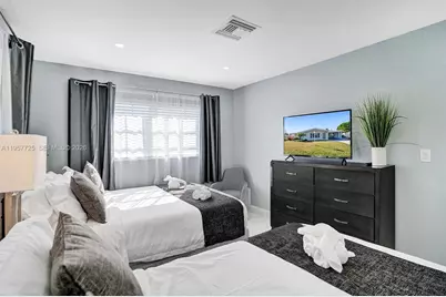 477 SE 17th Ter, Deerfield Beach, FL 33441 - Photo 23