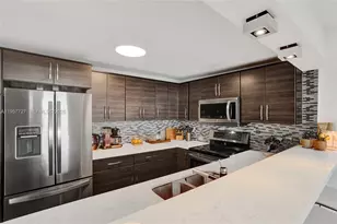 10000 W Bay Harbor Dr, Bay Harbor Islands, FL 33154 - Photo 31