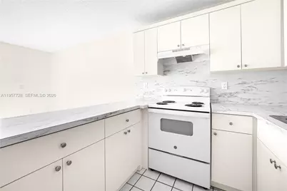 7805 SW 152nd Ave #0, Miami, FL 33193 - Photo 3