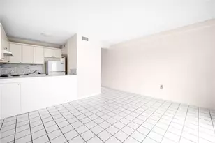 7805 SW 152nd Ave, Miami, FL 33193 - Photo 5