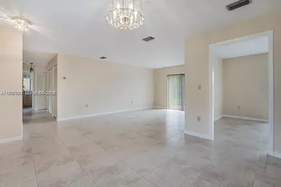 568 SW 169th Ter #568, Weston, FL 33326 - Photo 11