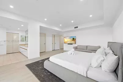 1415 Sunset Harbour Dr #204, Miami Beach, FL 33139 - Photo 1