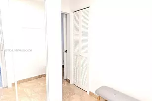 330 SE 2nd St, Hallandale Beach, FL 33009 - Photo 15