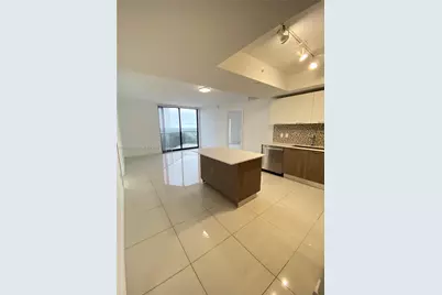 5252 NW 85th Ave #910, Doral, FL 33166 - Photo 5