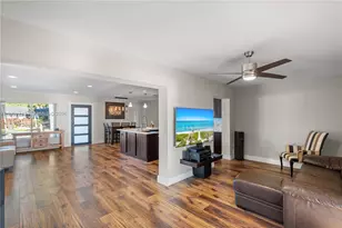 1221 NW 96th Terrace, Pembroke Pines, FL 33024 - Photo 11