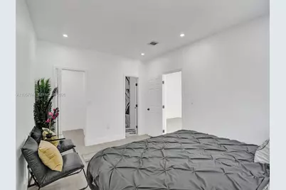 759 NE 127th St, North Miami, FL 33161 - Photo 17