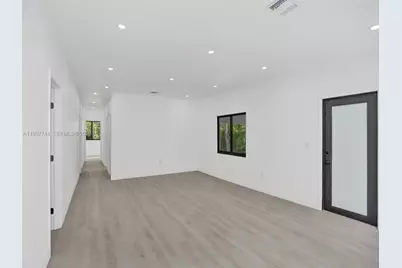 759 NE 127th St, North Miami, FL 33161 - Photo 7