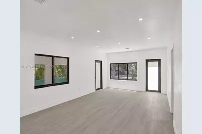 759 NE 127th St, North Miami, FL 33161 - Photo 5