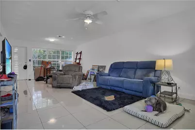 2024 NE 26th St, Wilton Manors, FL 33305 - Photo 3