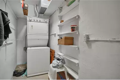 2024 NE 26th St, Wilton Manors, FL 33305 - Photo 5