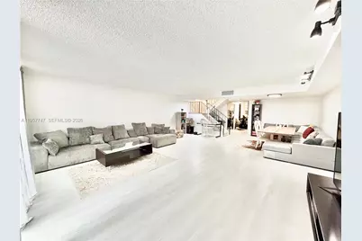 2203 NE 7th St #14, Hallandale Beach, FL 33009 - Photo 9