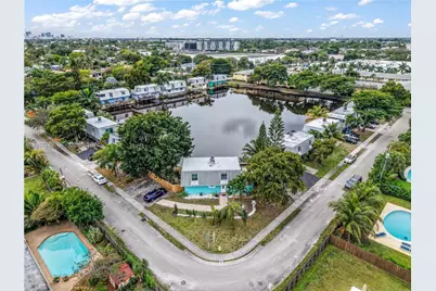 4081 NE 14th Ave, Oakland Park, FL 33334 - Photo 5