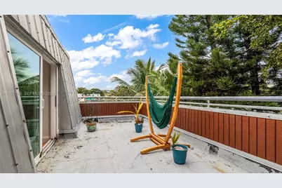 4081 NE 14th Ave, Oakland Park, FL 33334 - Photo 19