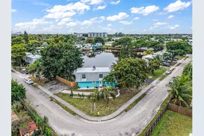 4081 NE 14th Ave, Oakland Park, FL 33334 - Photo 7