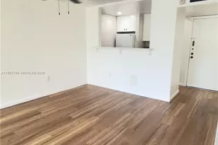 10400 SW 108th Ave, Miami, FL 33176 - Photo 3