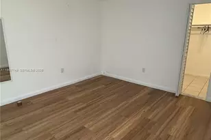 10400 SW 108th Ave, Miami, FL 33176 - Photo 11