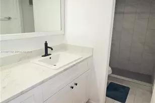 10400 SW 108th Ave, Miami, FL 33176 - Photo 17