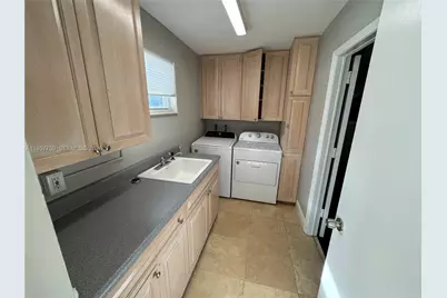 5920 SW 14th St, Plantation, FL 33317 - Photo 9