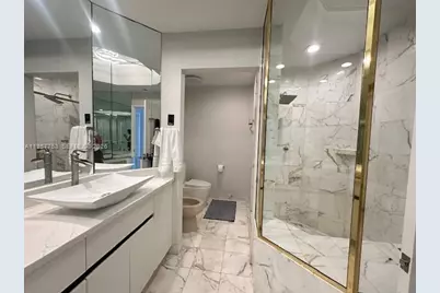3900 Island Blvd #B-303, Aventura, FL 33160 - Photo 9