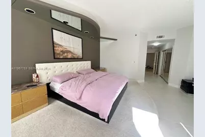 3900 Island Blvd #B-303, Aventura, FL 33160 - Photo 15