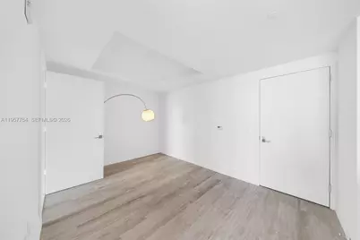 121 NE 34th St #1807, Miami, FL 33137 - Photo 19