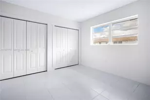 10305 SW 40th St, Miami, FL 33165 - Photo 9