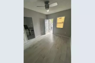 1720 NW 1st Pl #9, Miami, FL 33136 - Photo 9